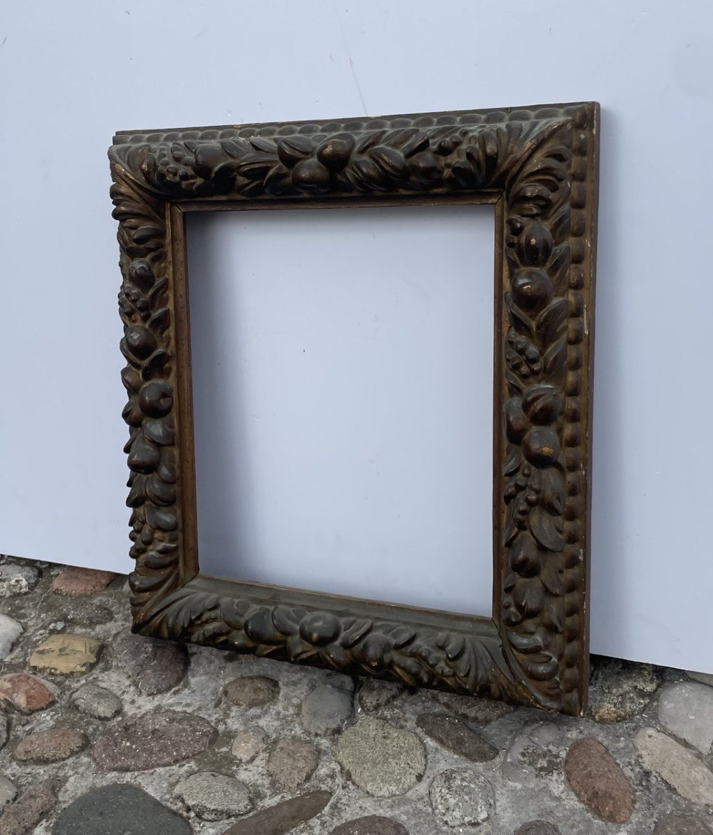 Cornice in legno intagliato e dorato. Francia, inizi XX secolo.-photo-2