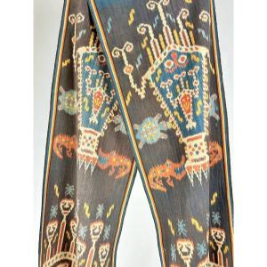 Ikat Ceremonial Shawl - Hinggi Sumba - Indonesia Circa 1920