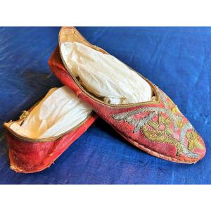 Pair Of Ottoman Leather Mules Embroidered With Gold And Silver Canetilles, Late 19th Century