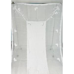 Prestigious Embroidered Organdy Tablecloth From Maison Louis Rouff - Paris, First Half Of The 20th Century 