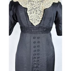 Black Silk And Lace Ottoman Dress In The Taste Of Paul Poiret - France Circa 1910
