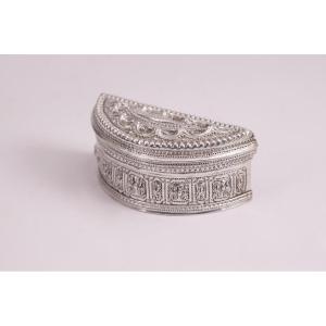 Boîte à Chaux Demi Lune en Argent Birmanie Bétel Shan