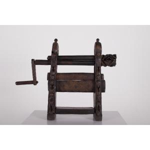 Cotton Gin With Ancestral Figures, Timor
