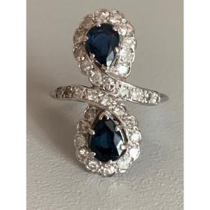2955 – Toi & Moi Ring White Gold Sapphires Diamonds