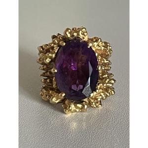3897 –15 Kt Amethyst Yellow Gold Designer Ring