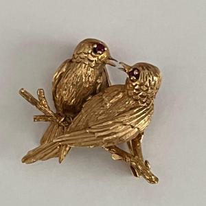 4281– Yellow Gold Bird Brooch