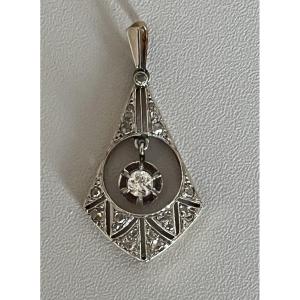 4039- Art Deco Pendant Yellow Gold Diamonds