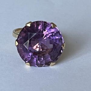 4929- Amethyst Yellow Gold Ring