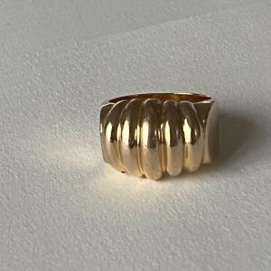 4970- Godronné Yellow Gold Ring