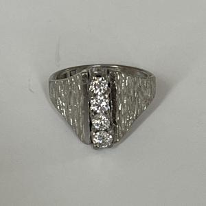 5260- 1960s Textured White Gold Diamond Ring