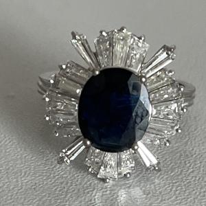 5444- White Gold Sapphire Diamonds Skirt Ring