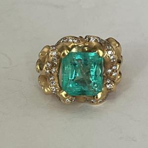 5575- Important Yellow Gold Emerald Diamond Ring