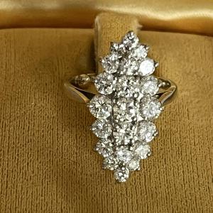5759- Marquise Ring White Gold Diamonds 2.20 Ct