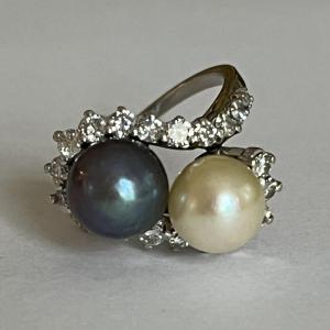 5855- Toi & Moi Ring White Gold Platinum Pearls