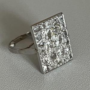 5779- Art Deco Platinum Diamond Ring