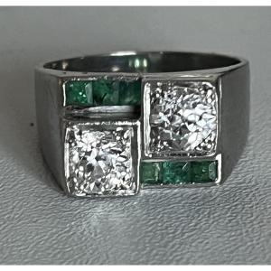 6374- Tank Ring Platinum White Gold Diamonds Emeralds