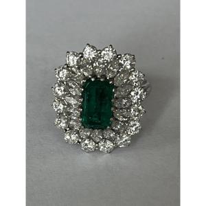 6177- Colombian Emerald White Gold Ring Certified Diamonds