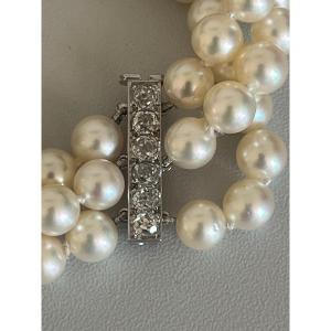 6487- Boucheron Akoya Pearl Bracelet 3 Rows White Gold Clasp Diamonds