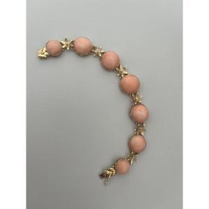 1799b- Soft Yellow Gold Coral Cabochon Bracelet