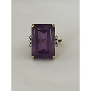 6688- Important Yellow Gold Cocktail Ring With Amethyst (16 Ct) And Diamonds