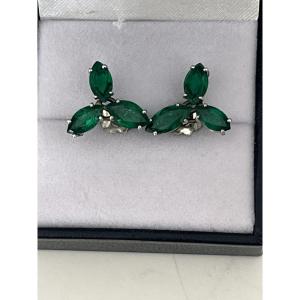 6798- White Gold Emerald Earrings