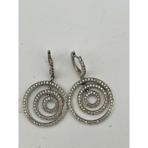 6823- White Gold Diamond Dangle Earrings