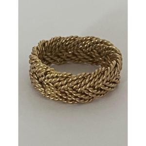 6988-twisted Yellow Gold Band Ring