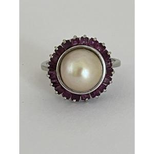 7028- Antique White Gold Ring With Akoya Pearl And Ruby
