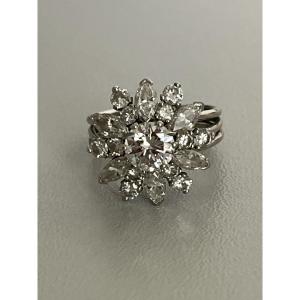 7049 - Daisy Ring In Platinum And Diamonds (0.80 Ct Center Diamond, Total Diamonds 2.00 Ct)