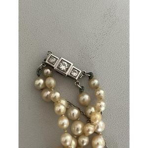 7026 - Two-strand Akoya Pearl Necklace With White Gold Clasp And Diamonds