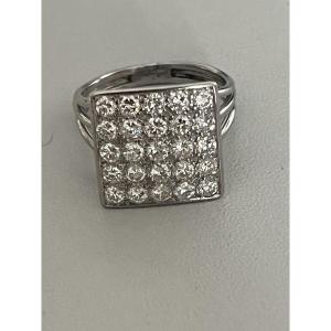 1040 - White Gold And Platinum Ring With 1.20 Ct Diamonds
