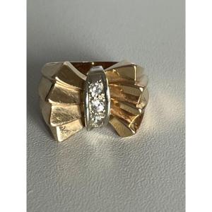 4846 - Knot Ring In Yellow And Grey Gold With Diamonds