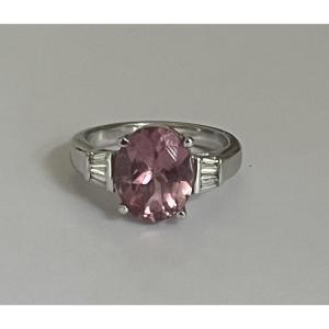 7233 - White Gold Ring With Pink Tourmaline And Diamonds