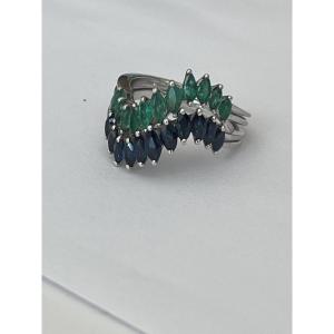 6796 - White Gold Ring With Sapphires And Emeralds