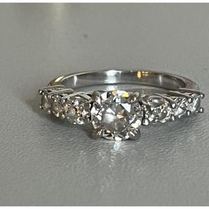 7326 - White Gold Ring With Diamonds (1.00 Ct In The Center)