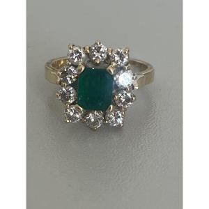 6467 - Yellow Gold Flower Ring With Emerald And Diamonds