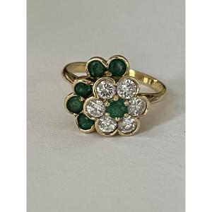 6643a - Vintage Flower Ring Yellow Gold Emerald Diamonds