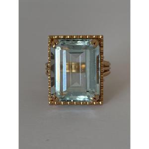 7621- Vintage Yellow Gold Aquamarine Ring