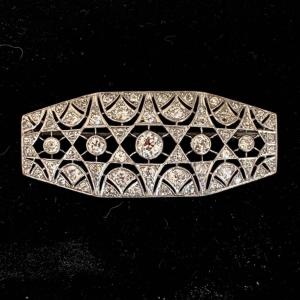 3301 – 1925 Platinum Plate Diamond Brooch