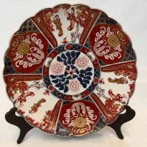 Gilded And Scalloped Imari Porcelain Plate