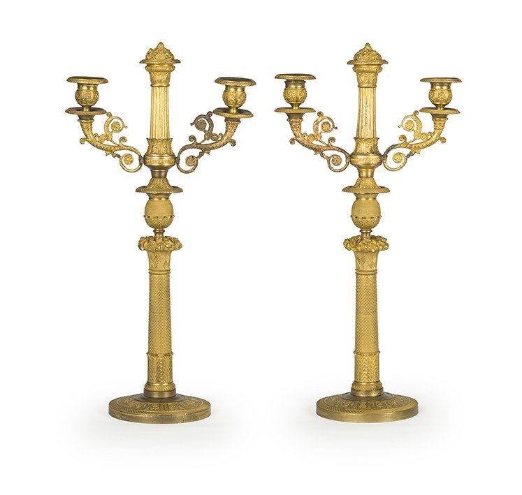 Paire De Candelabres En Bronze Cisele' Et Dore'