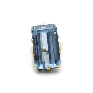 Ring - Yellow Gold And Topaz