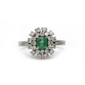 Daisy Ring - 18k White Gold, Diamonds And Emerald
