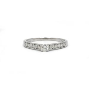 White Gold 18k Solitaire Ring With Diamond Accents