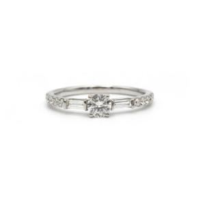 Ring - White Gold And Diamonds