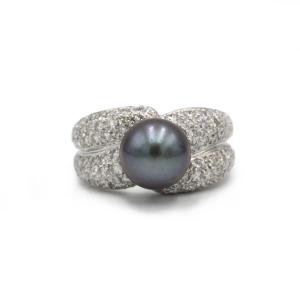 750 White Gold Ring With Approximately 3 Carat Diamonds And Tahitian Pearl