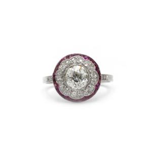 Art Deco Ring In 750 Gold And Platinum, Old-cut Diamonds And Calibrated Rubies, 1920s