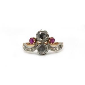 Duchess Ring In 18k Gold With Rose-cut Diamonds And Rubies