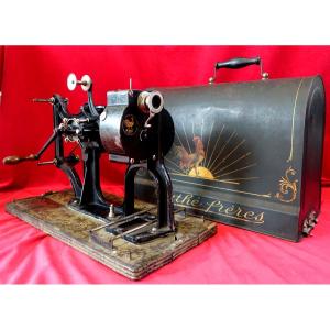 Pathé Kok 1912 - 28mm Cinematograph Projector - 