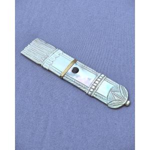 Carved Mother-of-pearl Needle Case, Royal Palace